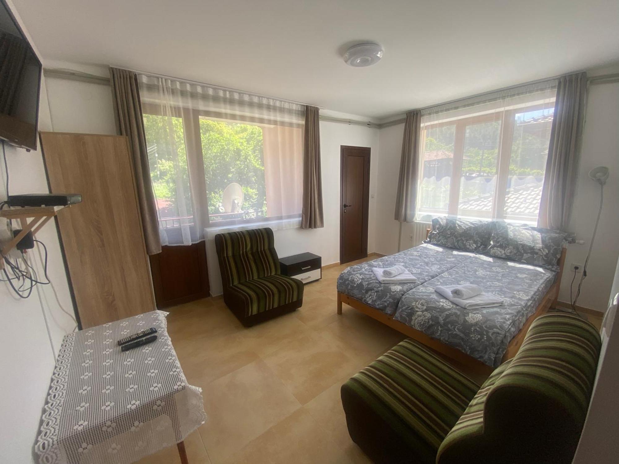Анелия Hotel Sapareva Banya Buitenkant foto
