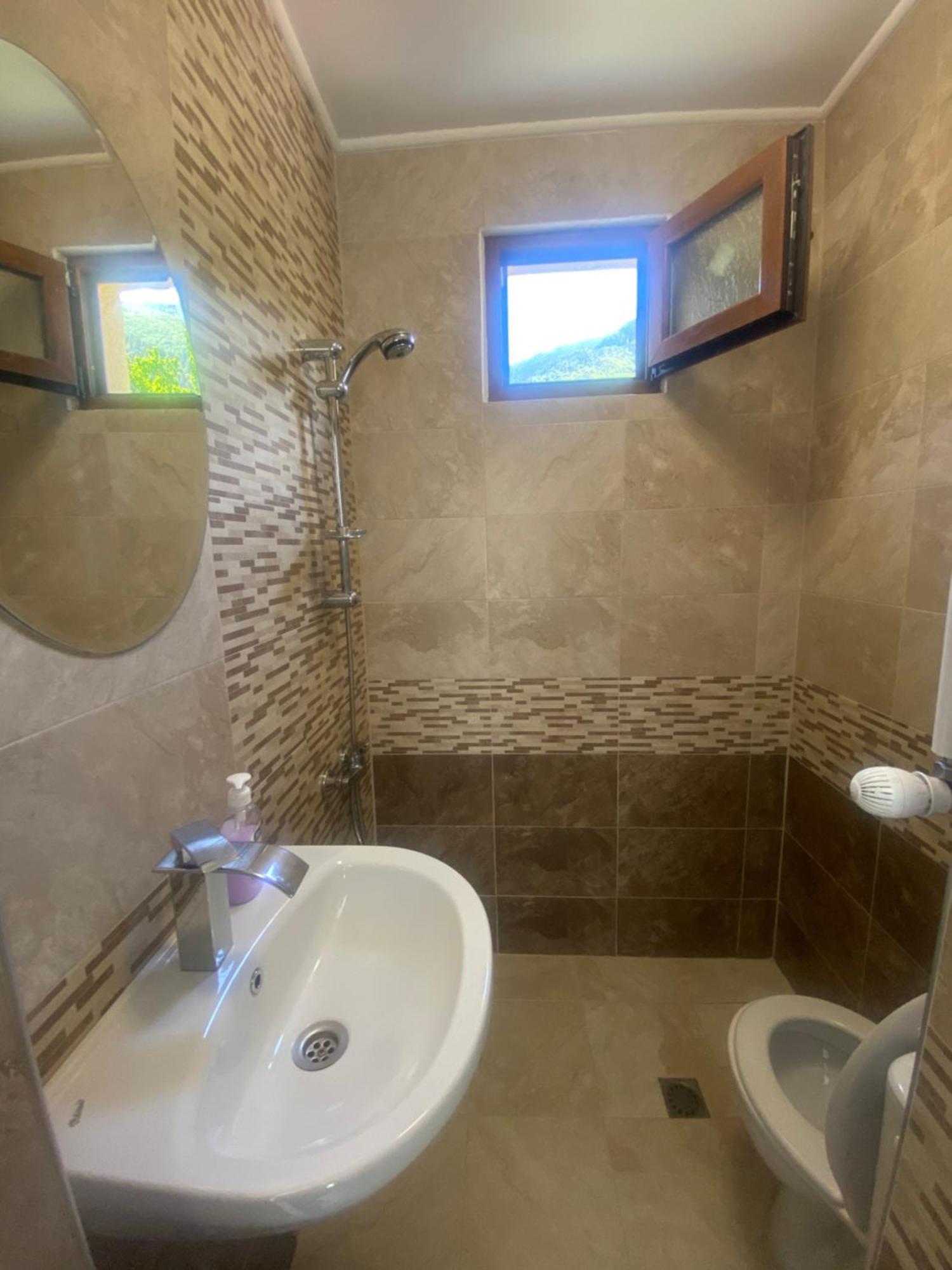 Анелия Hotel Sapareva Banya Buitenkant foto