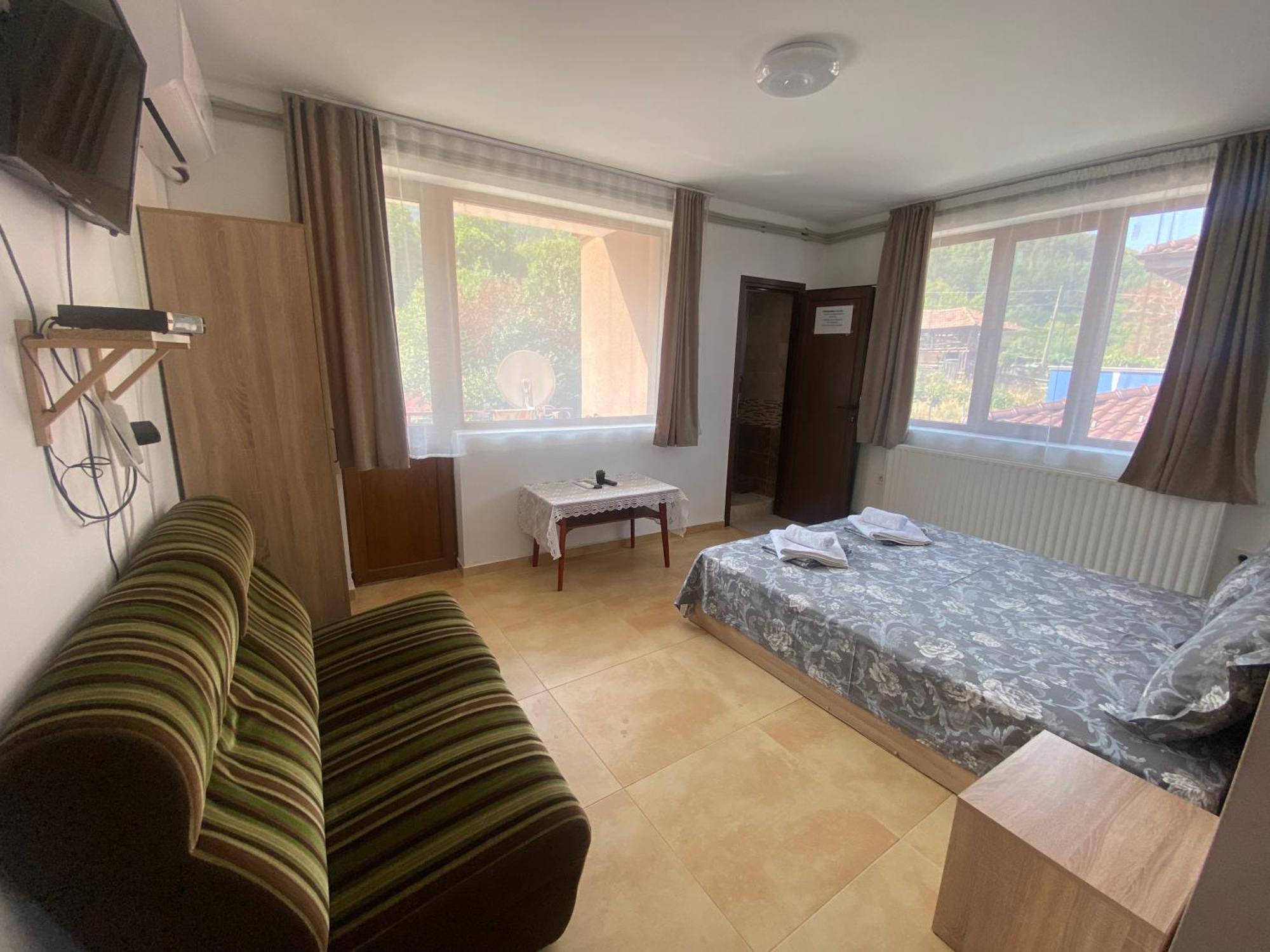 Анелия Hotel Sapareva Banya Buitenkant foto